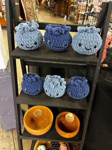 Crochet blueberries