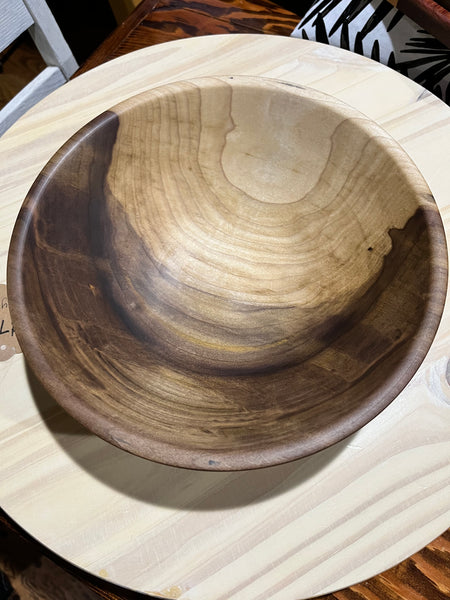 Poplar salad bowls